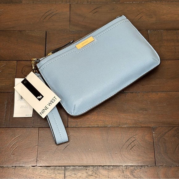 Nine West Wristlet Wallet Organizer Multiple Pockets‎ with Strap New with Tags - Picture 1 of 6